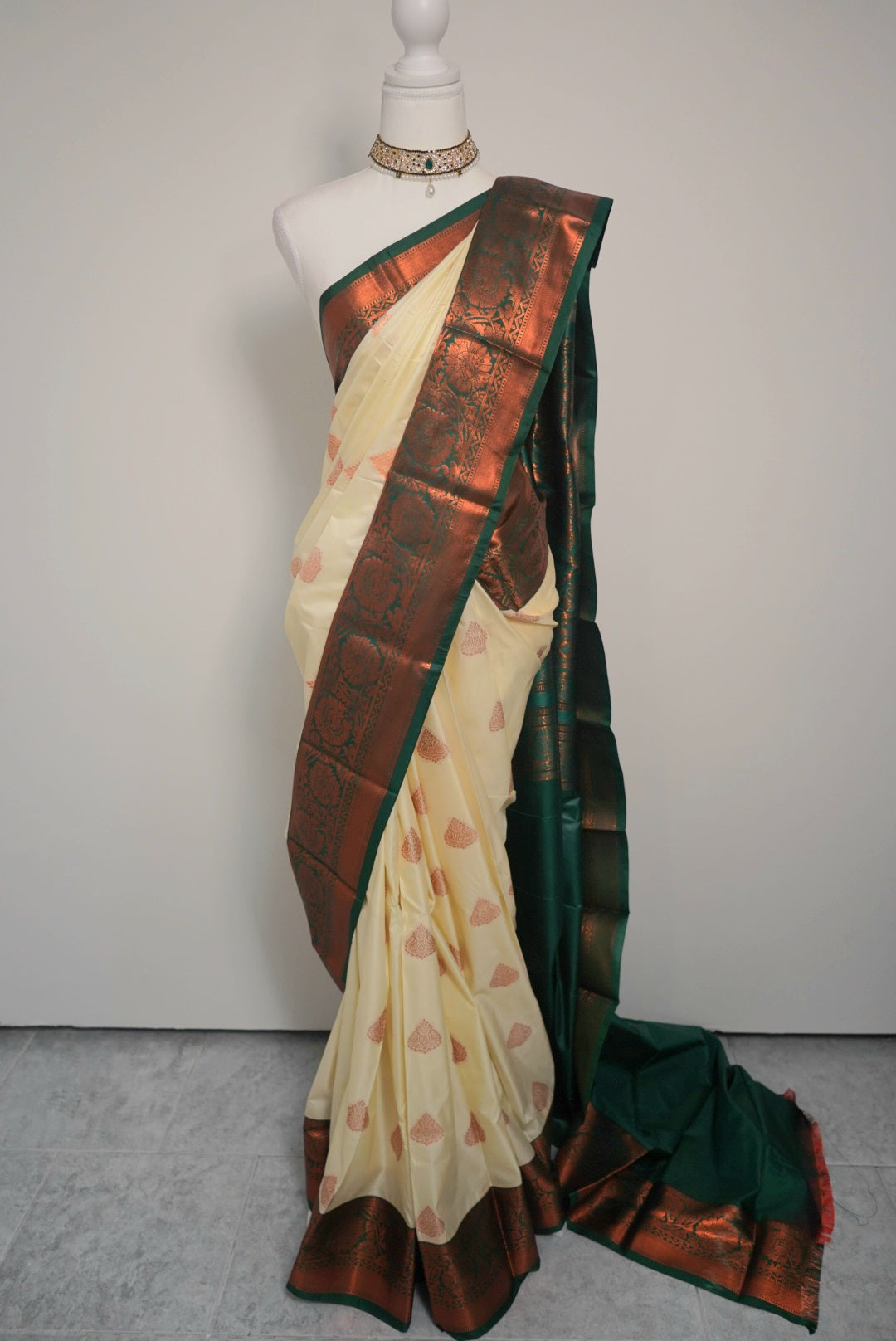 Vanya Saree