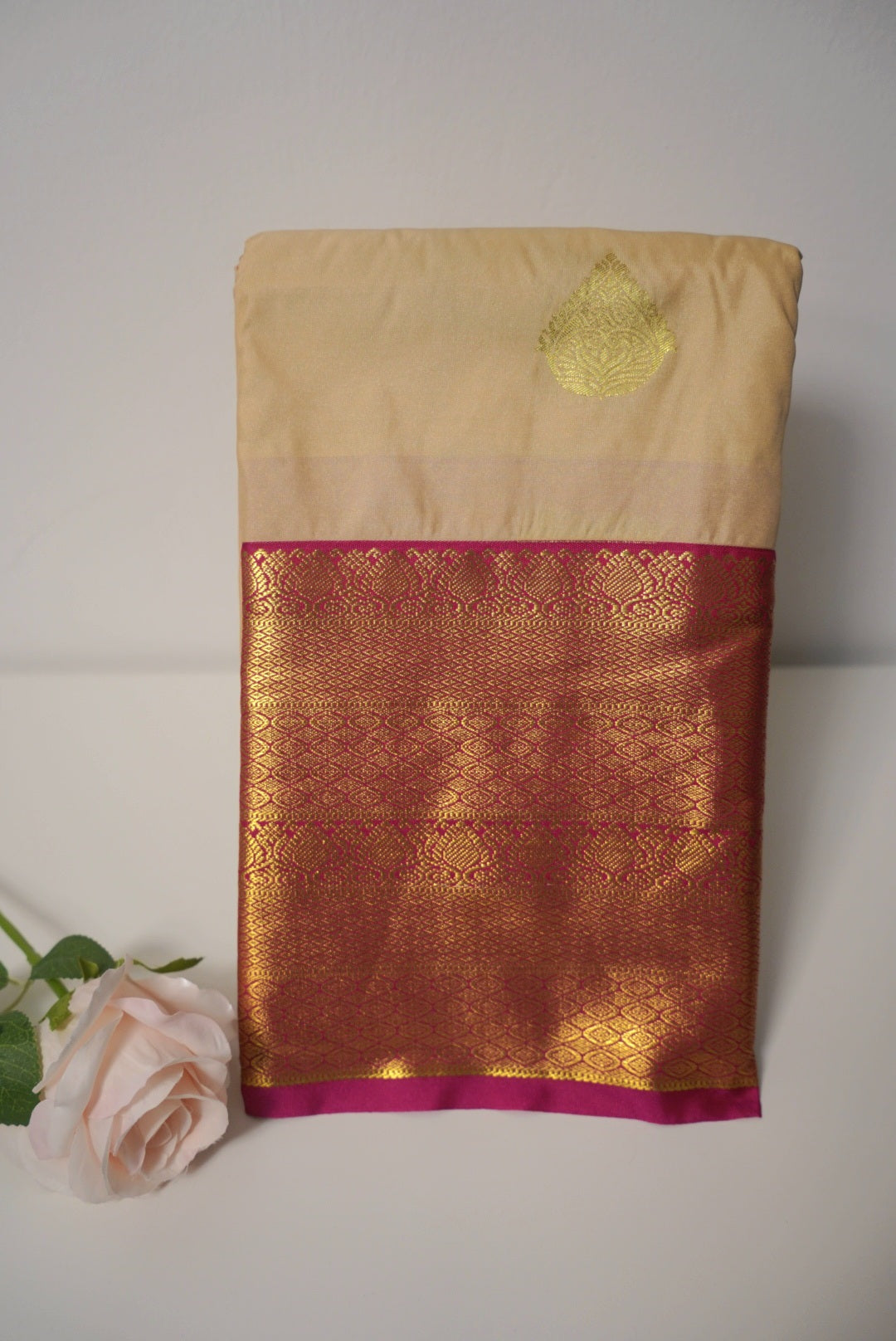 Medha Saree