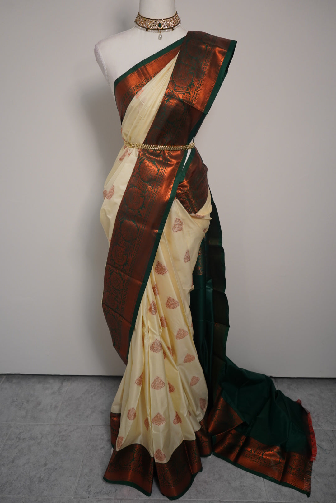 Vanya Saree