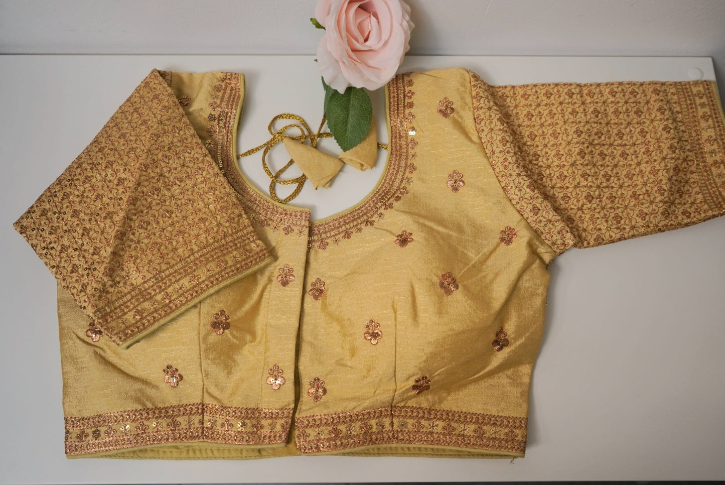 Svarna Saree blouse
