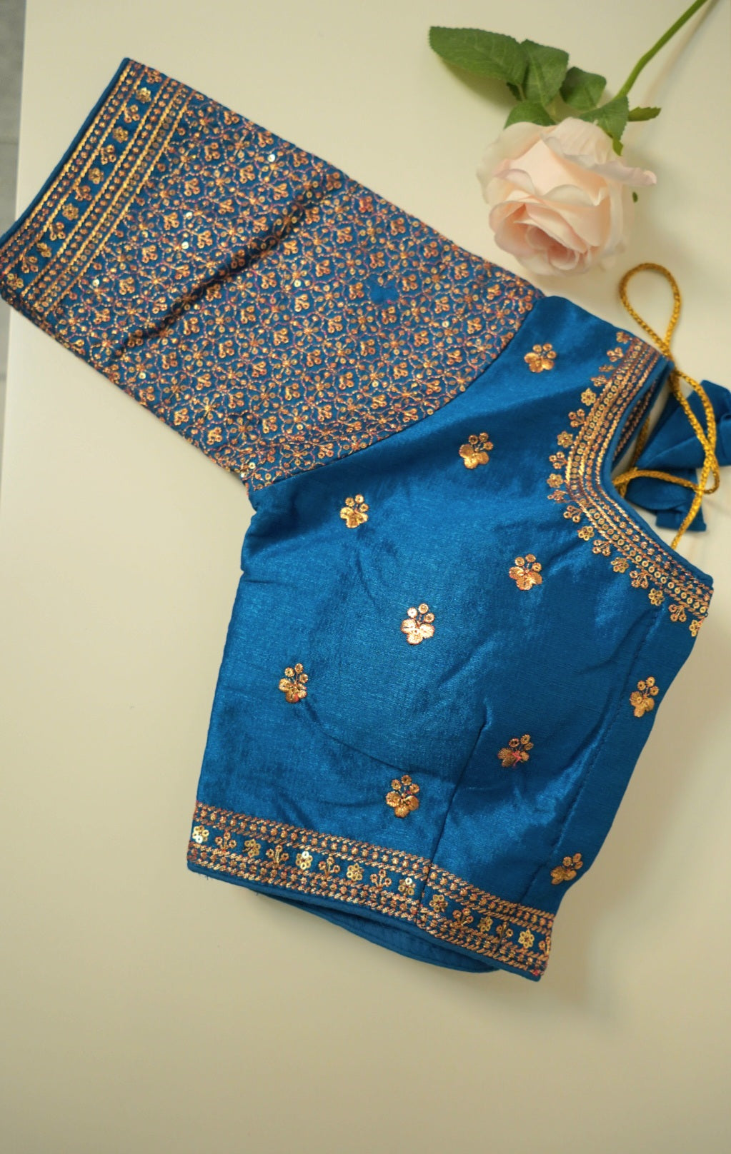 Svarna Saree blouse