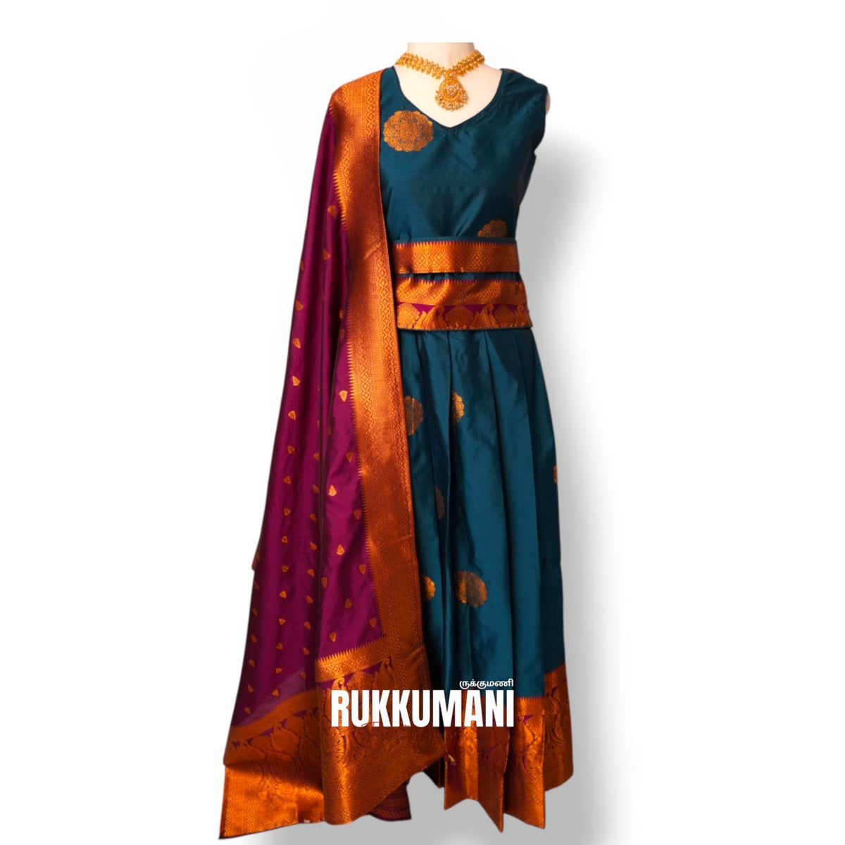 Kankambaram Pattu Lehenga