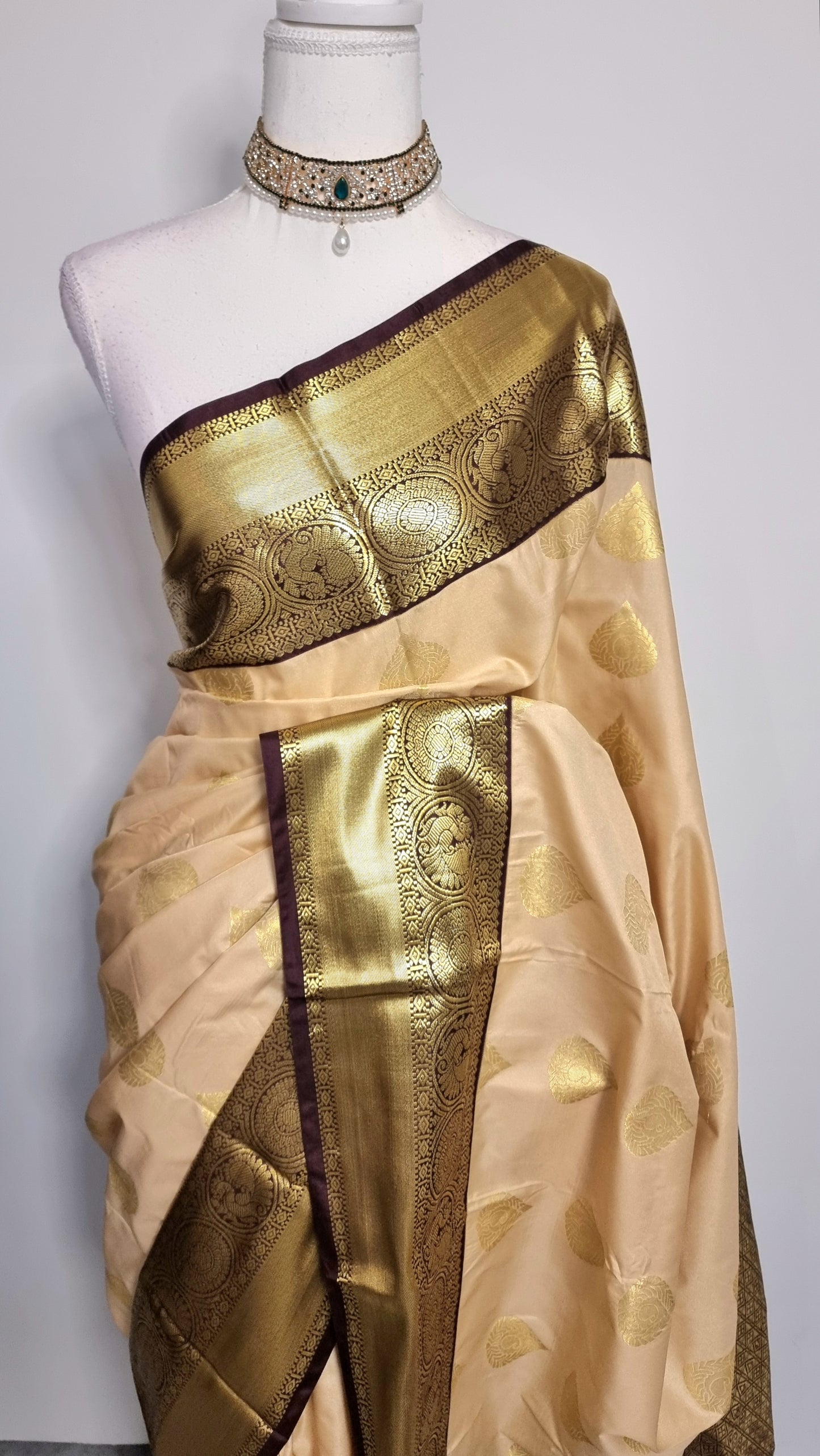 Medha Saree