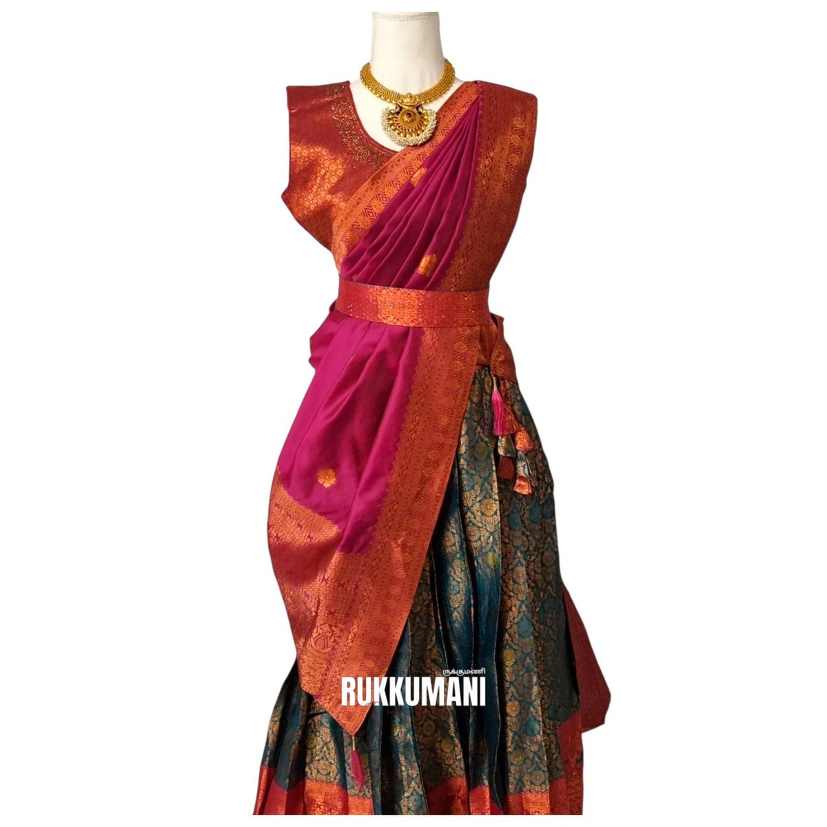 Senthamarai Pattu Lehenga