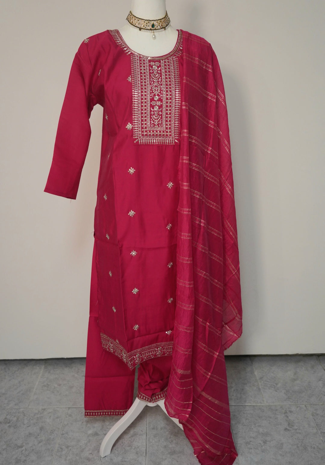Niara Salwar Classic