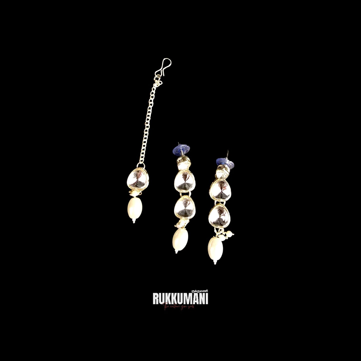 Venmathi Necklace