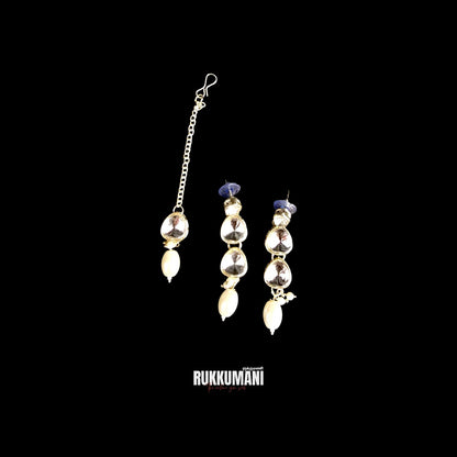 Venmathi Necklace