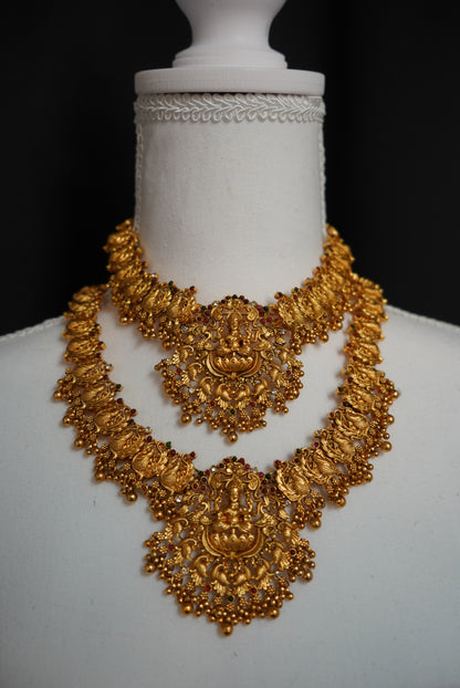 Temple Necklace Set